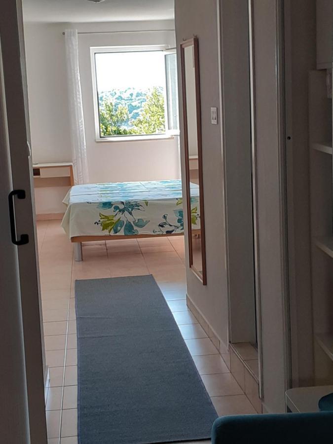 Apartment Zlata Rab Town Luaran gambar